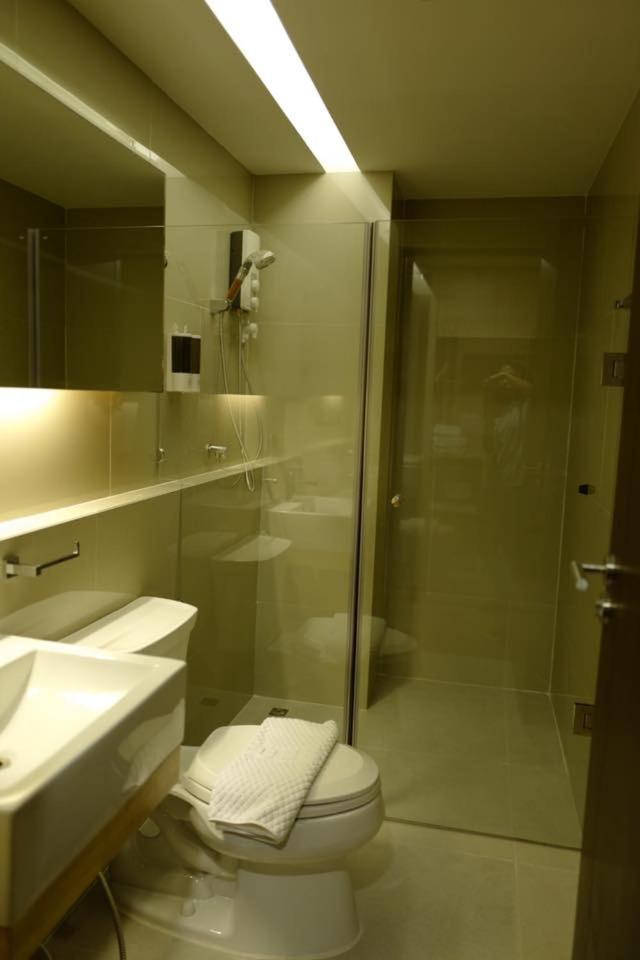 The 28Th Hotel Канчанабури Екстериор снимка