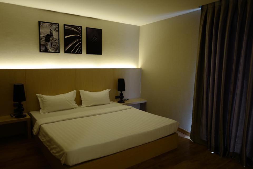 The 28Th Hotel Канчанабури Екстериор снимка