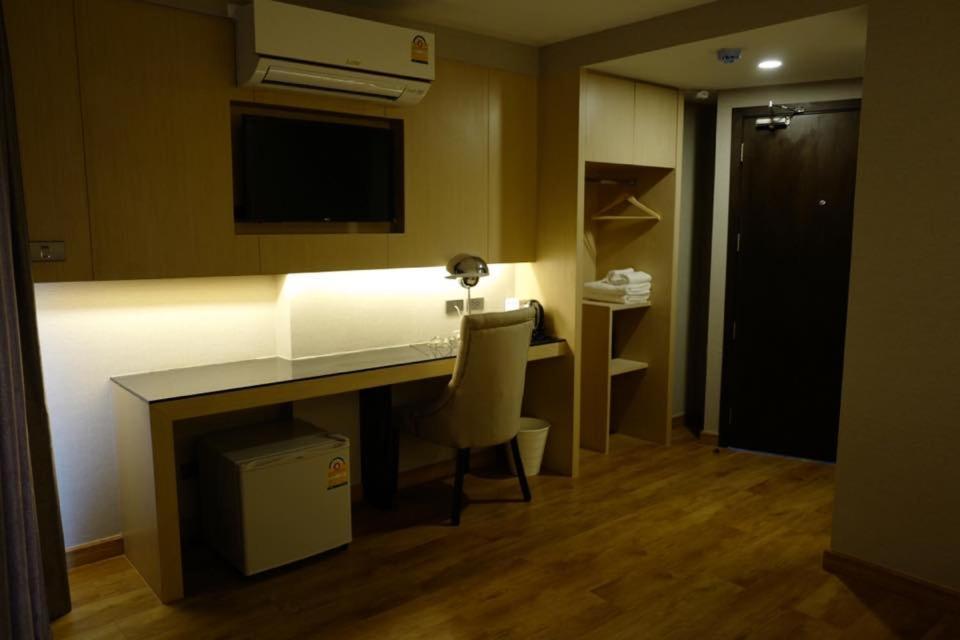 The 28Th Hotel Канчанабури Екстериор снимка
