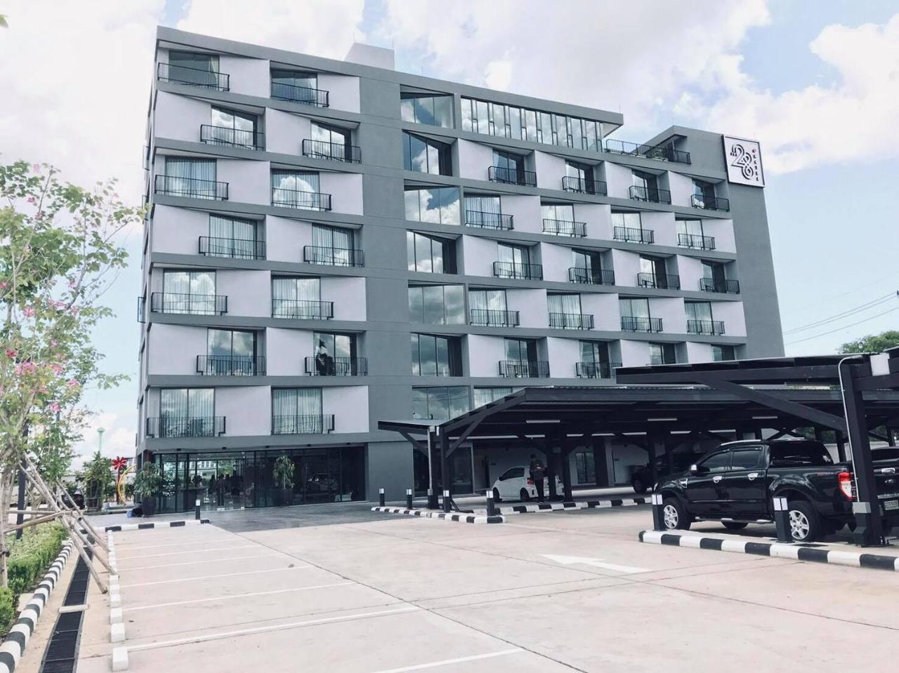 The 28Th Hotel Канчанабури Екстериор снимка