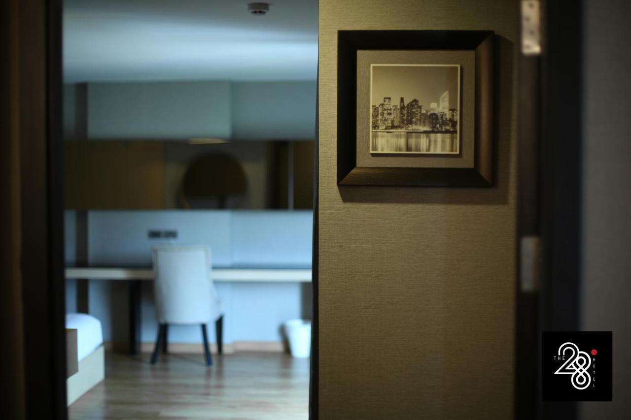 The 28Th Hotel Канчанабури Екстериор снимка