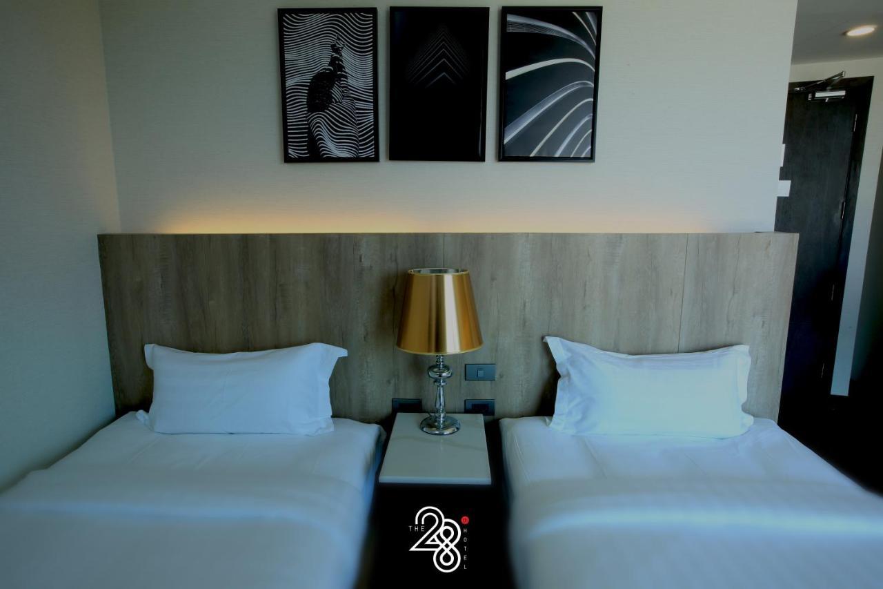The 28Th Hotel Канчанабури Екстериор снимка