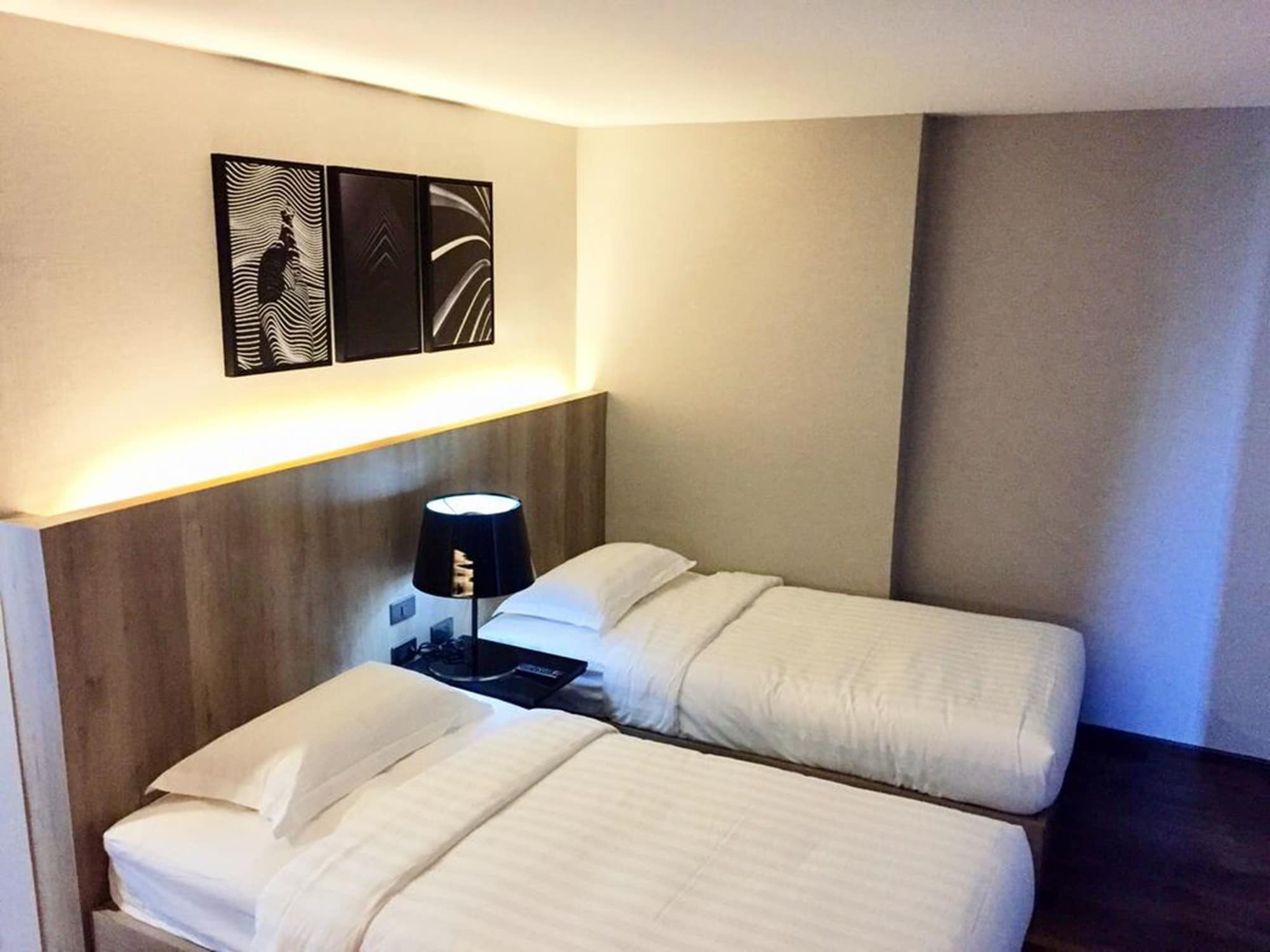 The 28Th Hotel Канчанабури Екстериор снимка